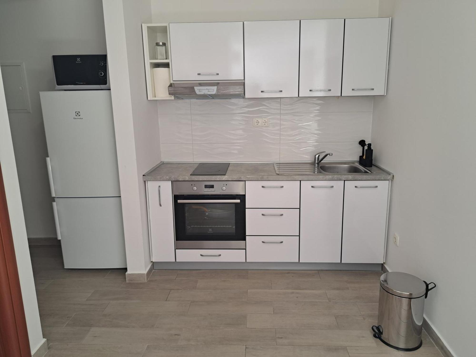 Apartment Charlie Комарна Екстериор снимка